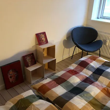 Ubytování v soukromí Hyggelig Byhus I Stueplan Med Solrig Gardhave *